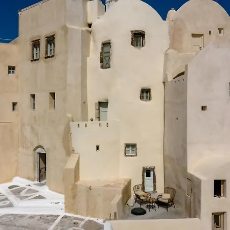 Pensión Exi Castle *